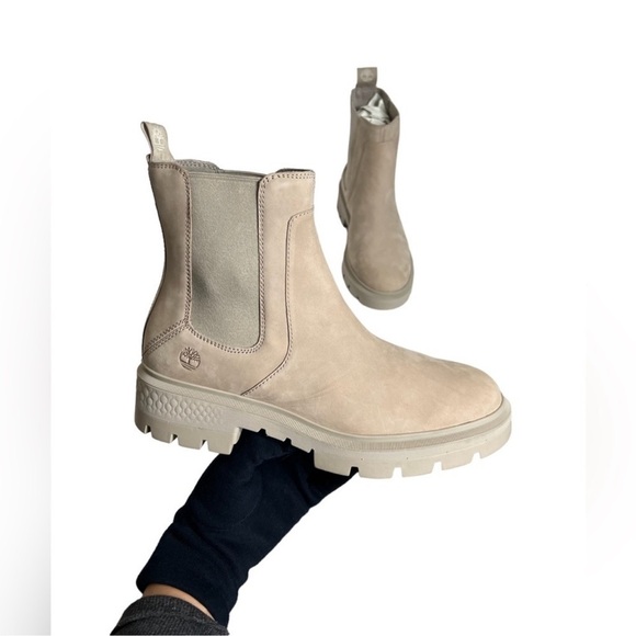 NWOT Timberland Cortina Valley Leather Chelsea Boot - Picture 5 of 15